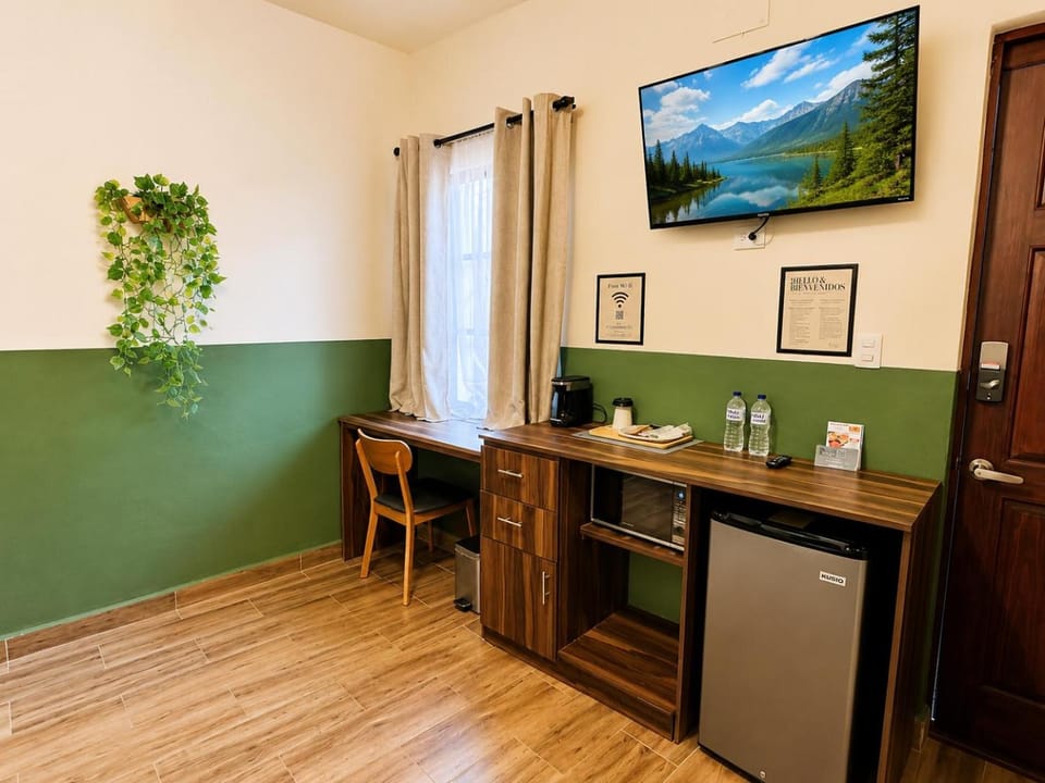 Coffee/tea facilities, Living room