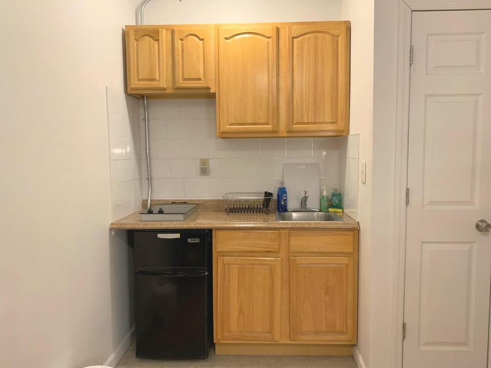 Shered bathroom 4 SofaBed + loftbed + kitchen Apartment in Midtown