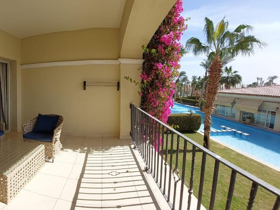 View (from property/room), View (from property/room), Balcony/Terrace, Balcony/Terrace