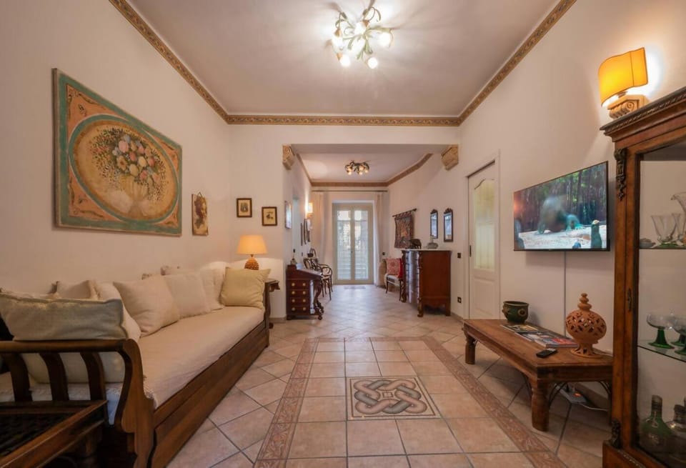 (Casa d’arte Taormina) Alloggio con Patio+Parking Apartment in Taormina