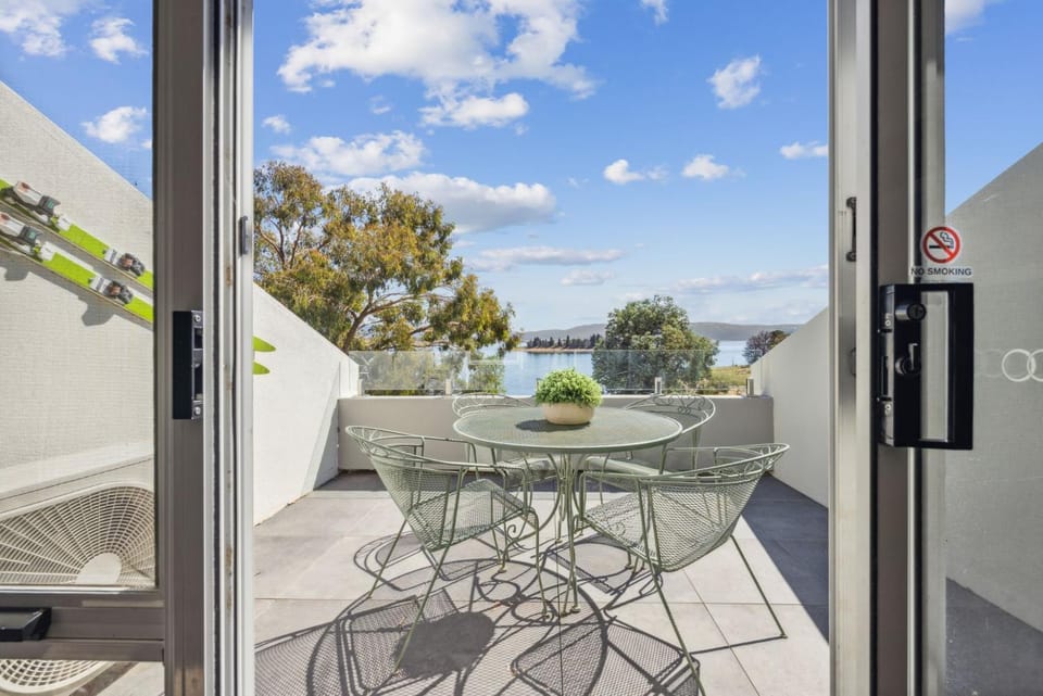 Patio, Balcony/Terrace, Seating area, Dining area, Lake view