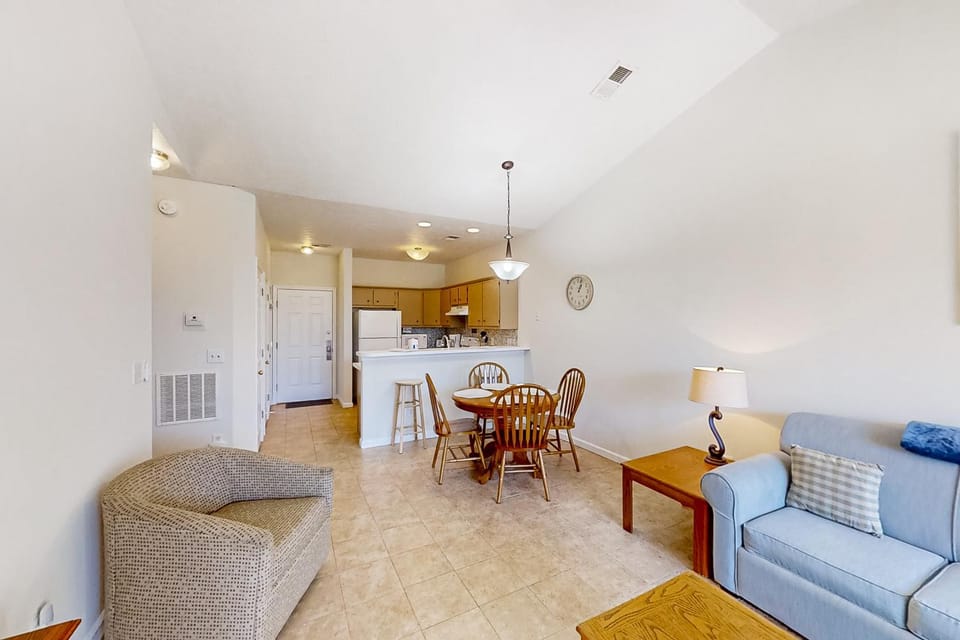 River Oaks 61M Apartment in Carolina Forest