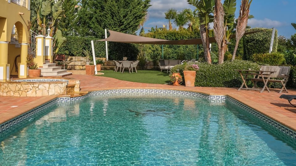 Garden view, Swimming pool