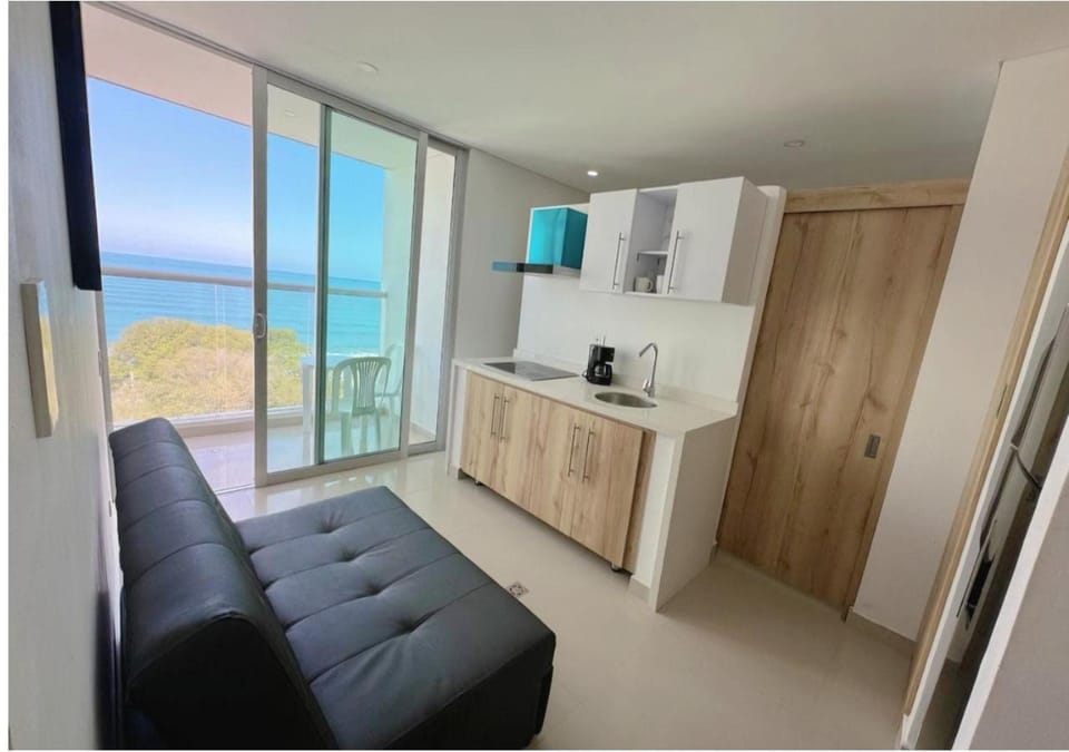 Kitchen or kitchenette, Living room, Sea view, stove