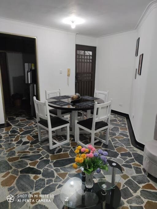 Comodo apartamento en Pereira Apartment in Dosquebradas