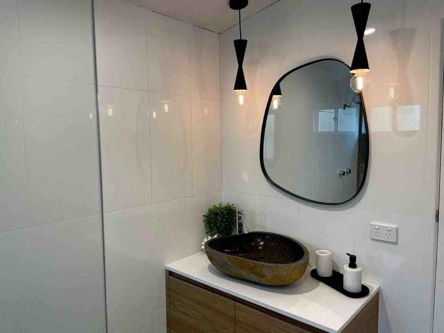 (HA2)BEACH VIBES Sunshine beach,100m to Beach, Apartment in Sunrise Beach