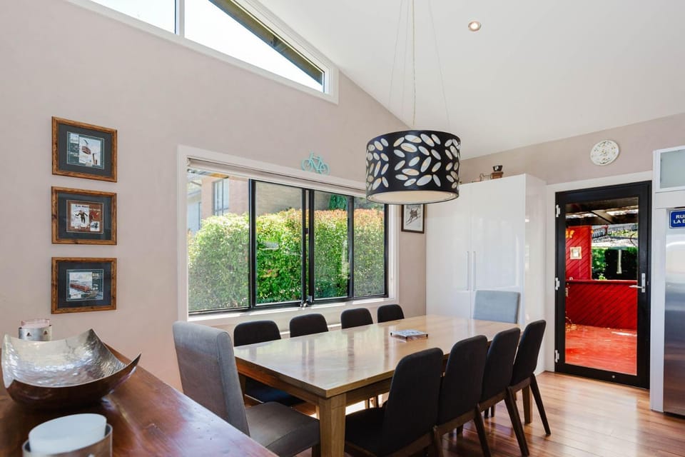 10 Kanangra Crescent - Entire House in East Jindabyne