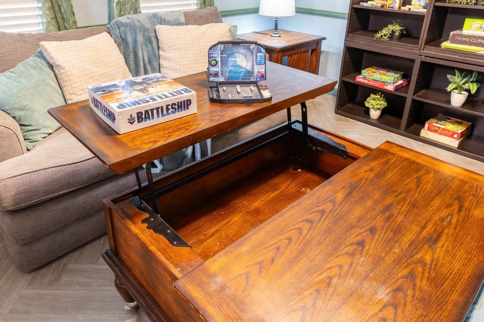 Library, Living room, Seating area, Entertainment