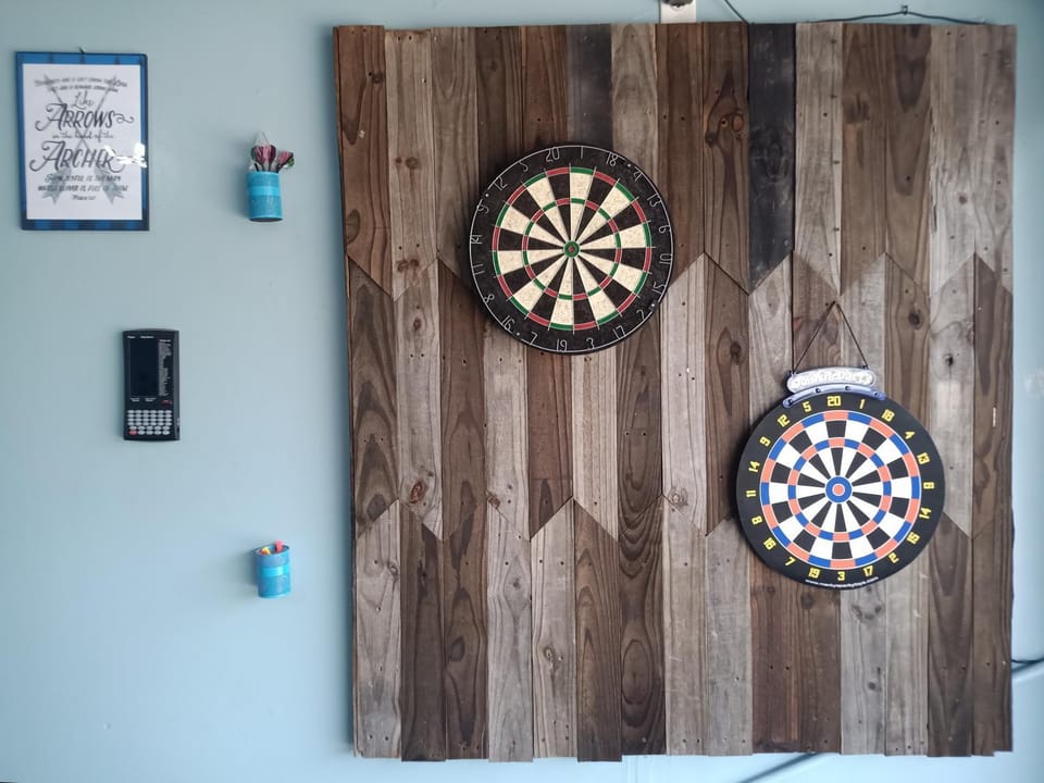 Darts, Game Room, Decorative detail