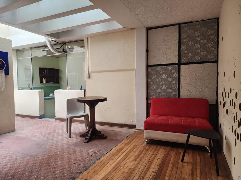 Minisuite a 6 minutos del Parque la Carolina Apartment in Quito