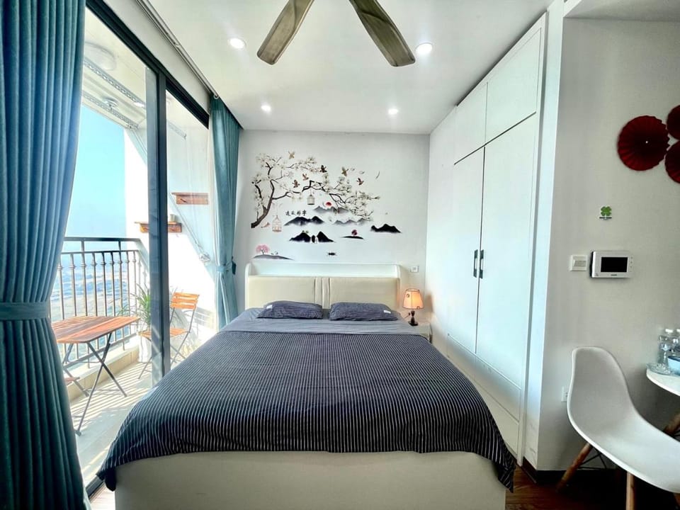 Vinhomes Green Bay Luxury Apartment Apartment in Laos