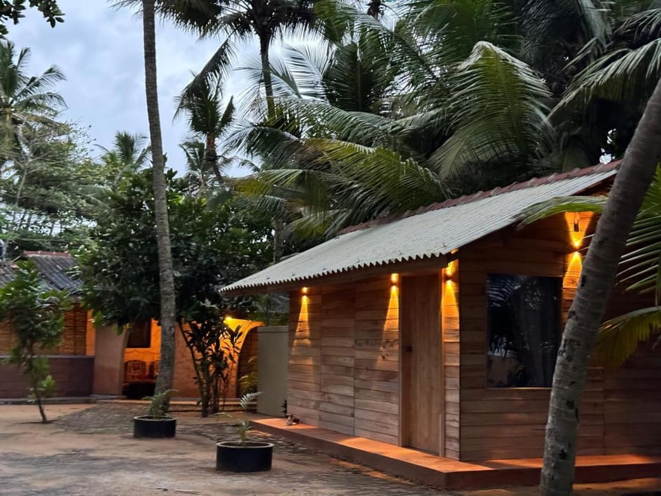 Coconut Beach Bed and Breakfast in Southern Province