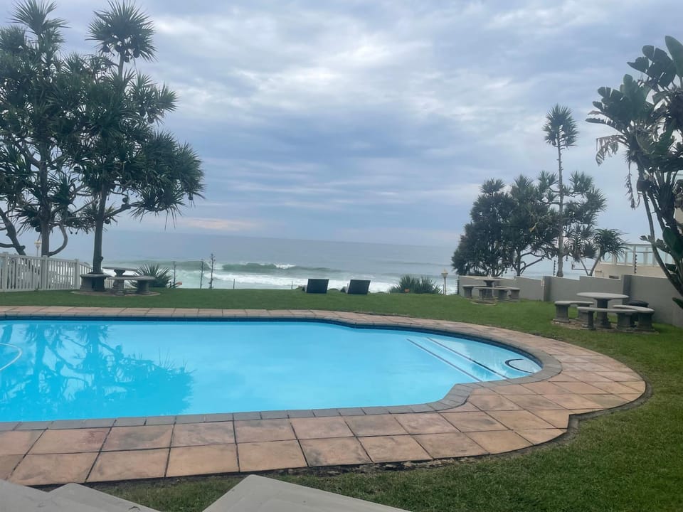 Pool view, Sea view, Swimming pool