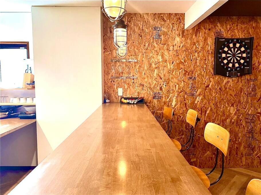 color 日本橋【A】＊MAX10名宿泊可能＊観光便利＊黒門市場近く＊BIG SALE＊ Apartment in Osaka