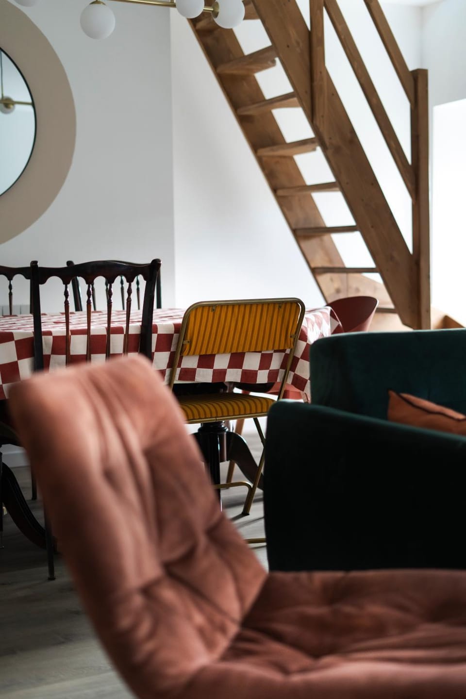 Living room, Seating area, Dining area