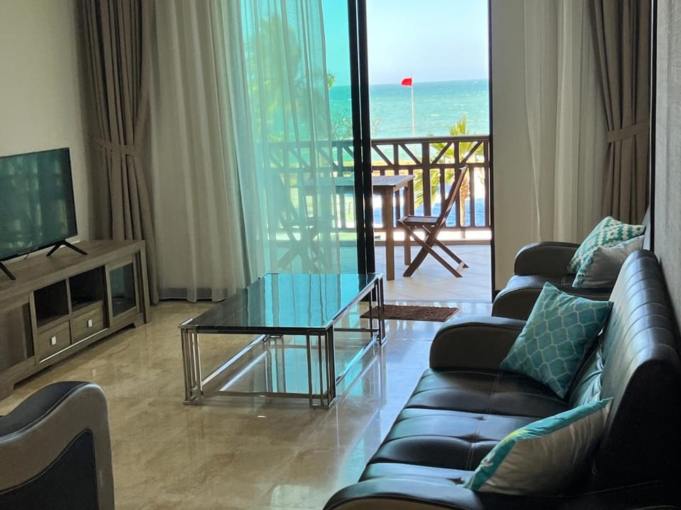 Living room, Sea view