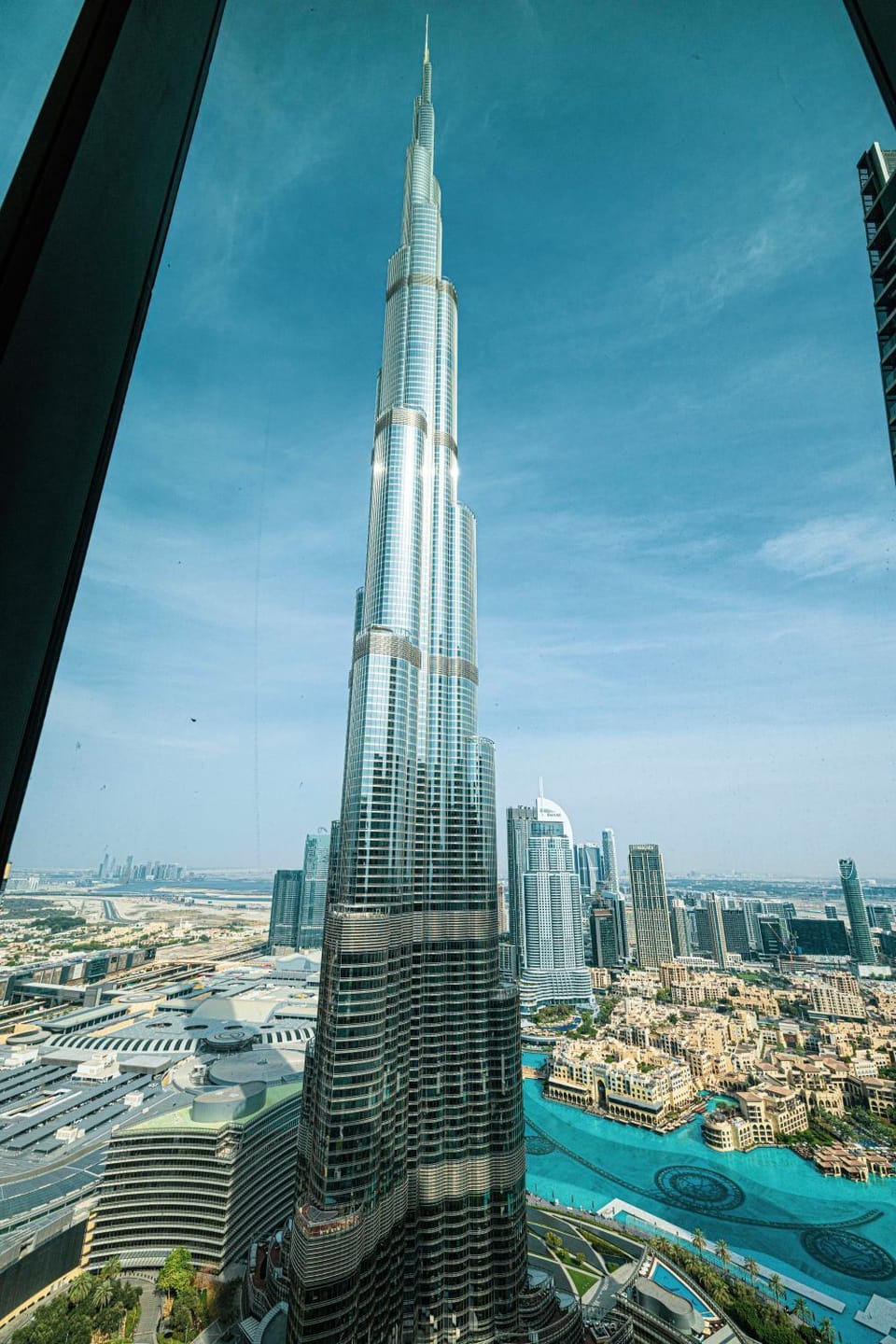 Nearby landmark, Day, View (from property/room), View (from property/room), City view, Garden view, Garden view, Lake view, Lake view, Landmark view, Landmark view
