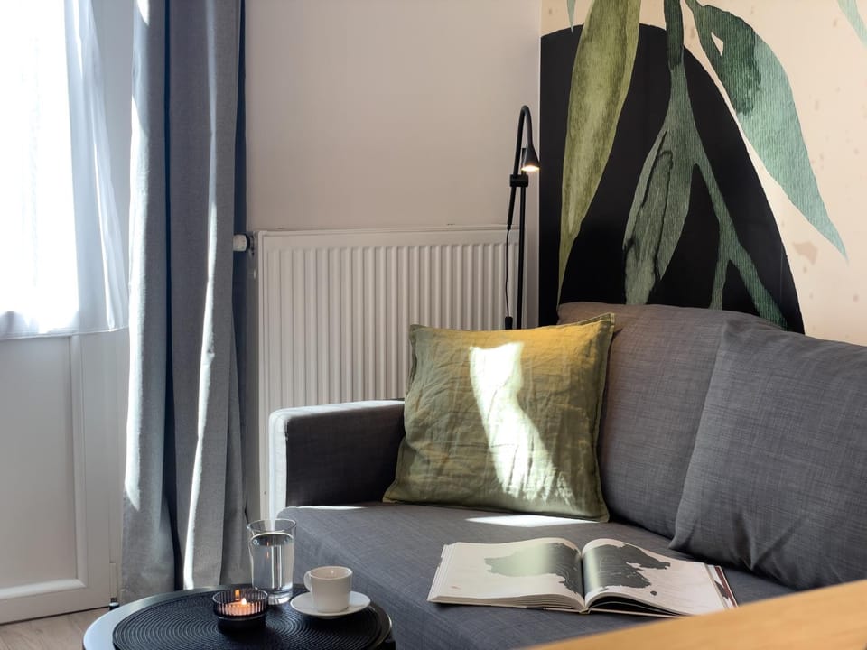 URBAN APARTMENTS Premium No 12A - Balcony - Free Parking Apartment in Poland