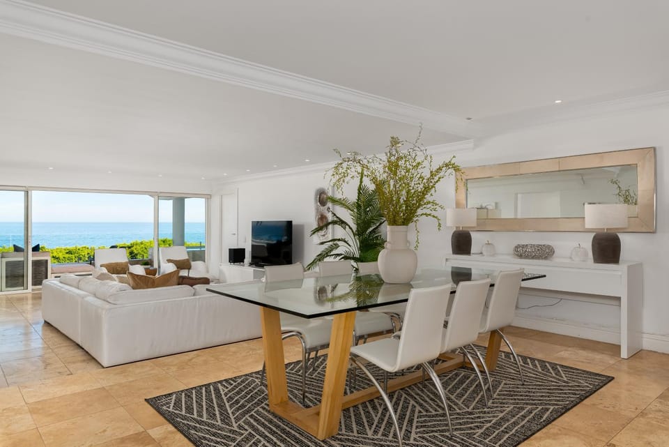 1 Victoria Road Unit 2 Apartment in Camps Bay