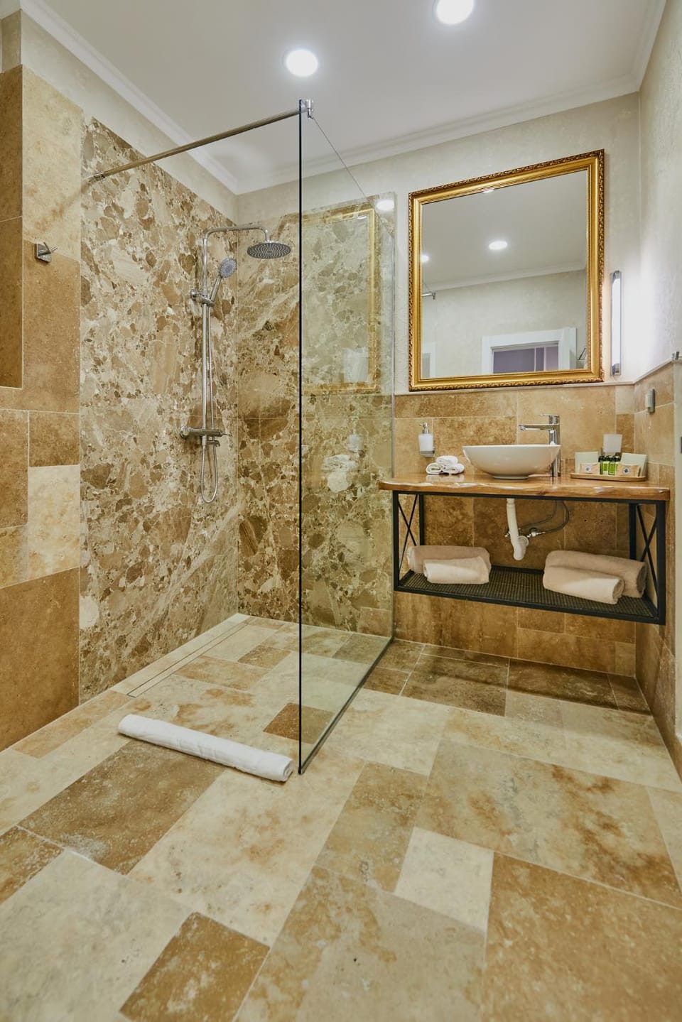 Florance Rentals Luxury Apartments in Burgas Apartment in Burgas