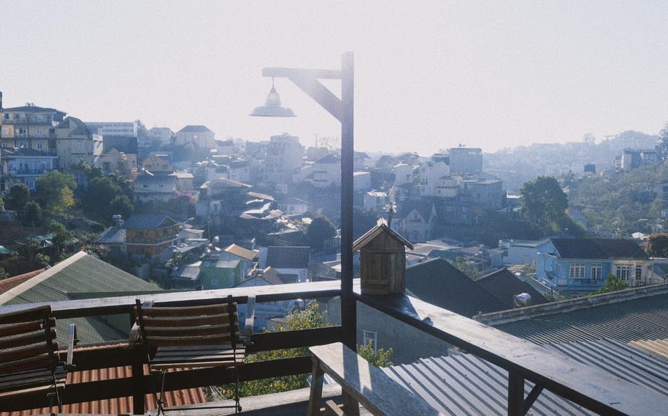 Communal lounge/ TV room, Day, Natural landscape, View (from property/room), Balcony/Terrace, City view