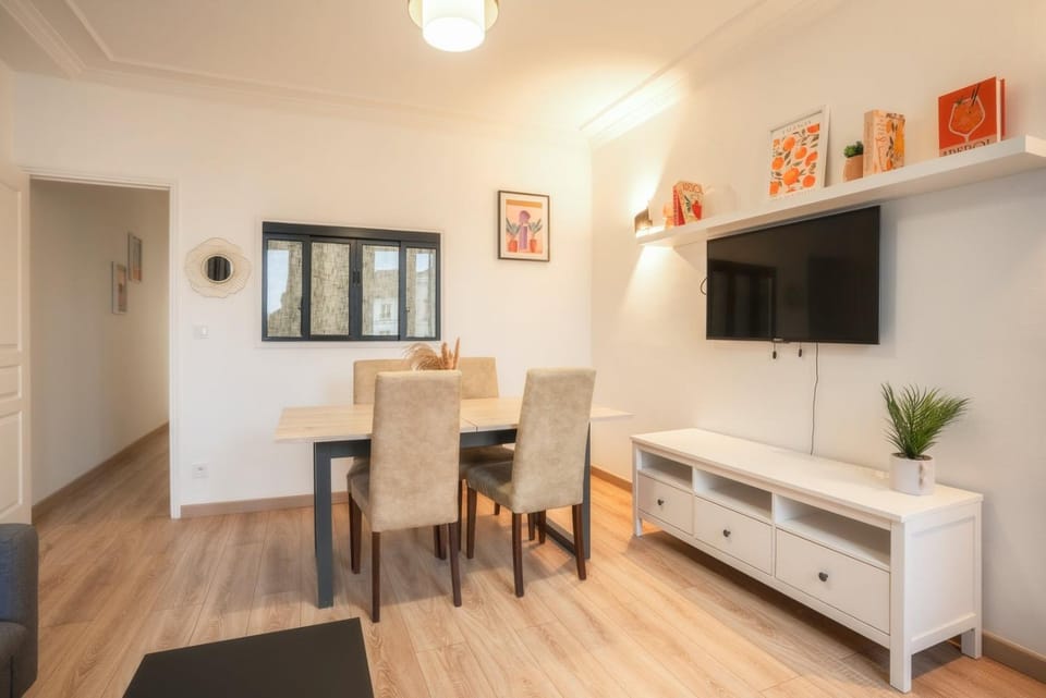 L'aigle - Centre Ideal Insead Apartment in Fontainebleau