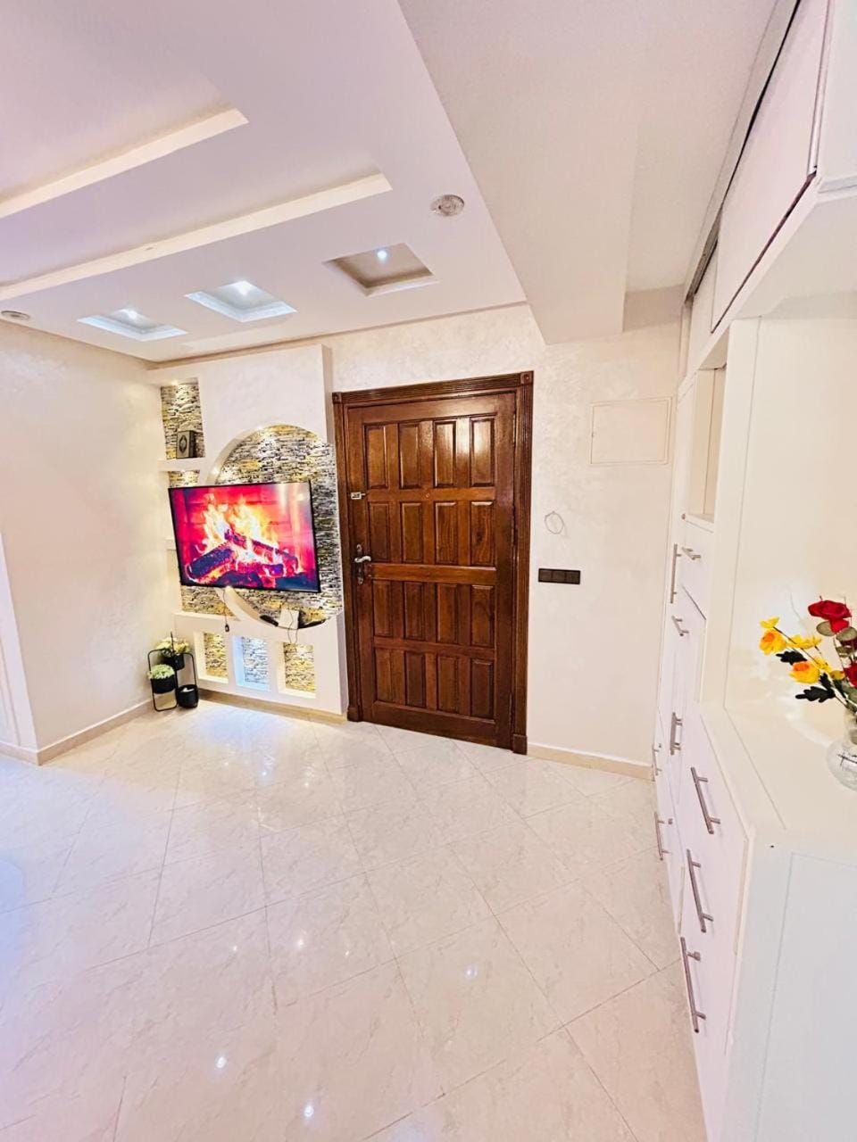 New center front de mer tanger free parking - TGV Apartment in Tangier