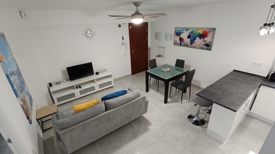 Communal lounge/ TV room, TV and multimedia, Living room, Lounge or bar, heating, heating, internet, internet
