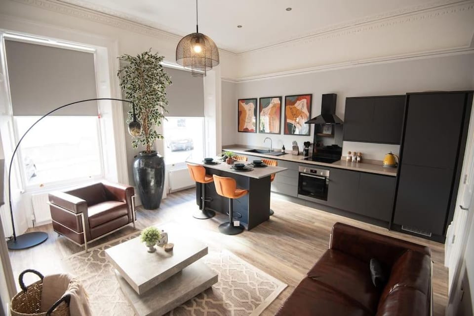 Stunning City Apartment in the Heart of Plymouth Apartment in Plymouth