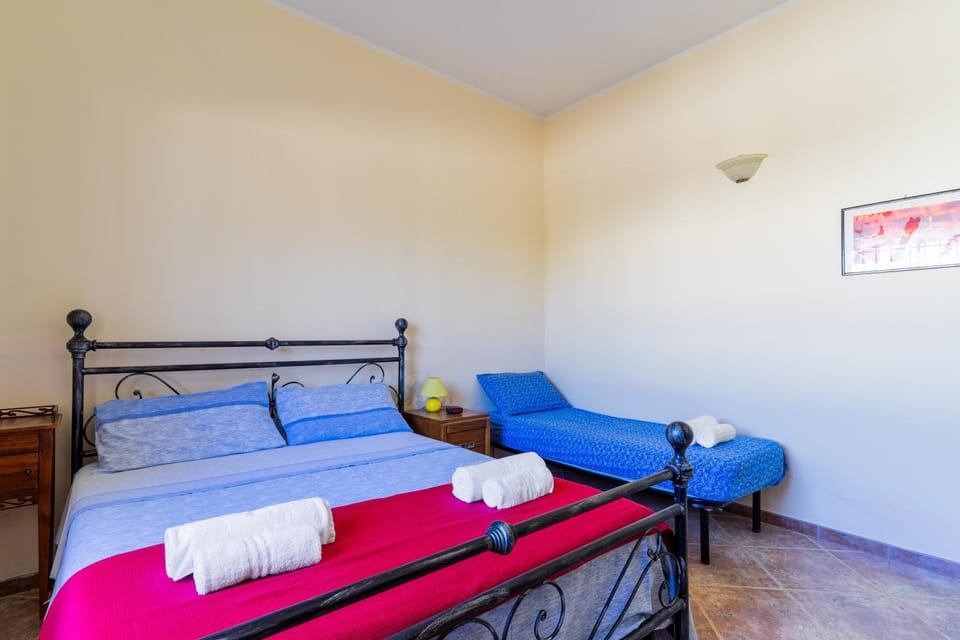Property building, Living room, Bedroom