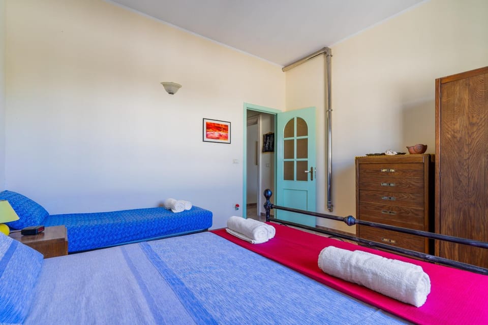 Property building, Living room, Bedroom