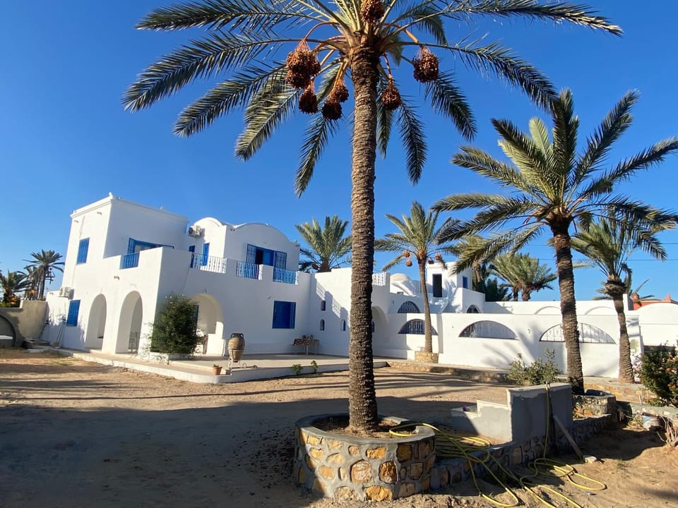Property building, Day