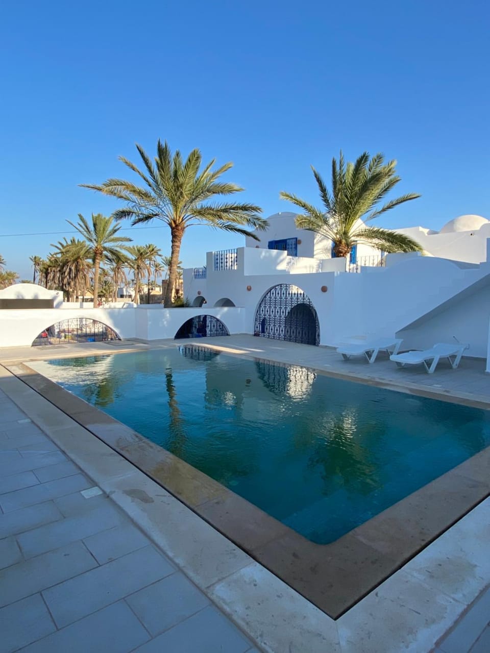 Day, Pool view, Swimming pool, sunbed