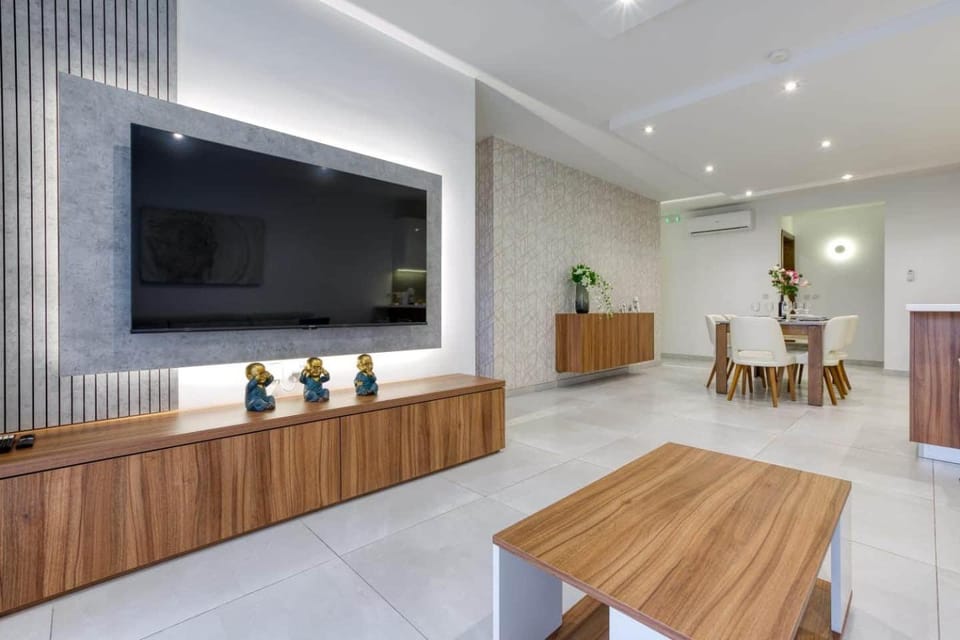 Grand 3BED Burseley Terrace fl2 Swieqi by Homely Apartment in Saint Julians