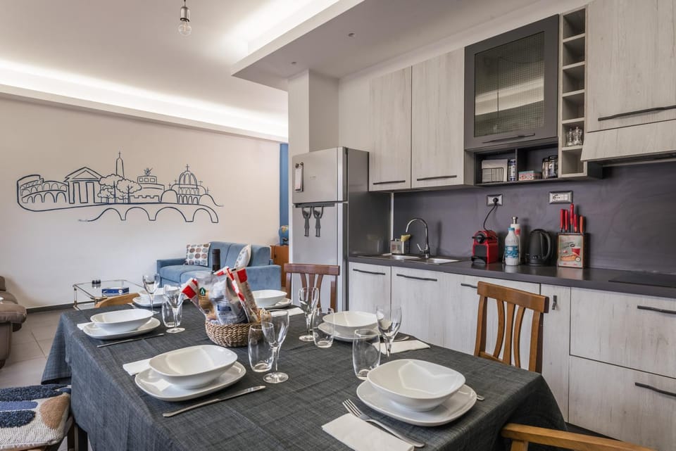 Coffee/tea facilities, Kitchen or kitchenette, Dining area, minibar, pet friendly, stove, toaster