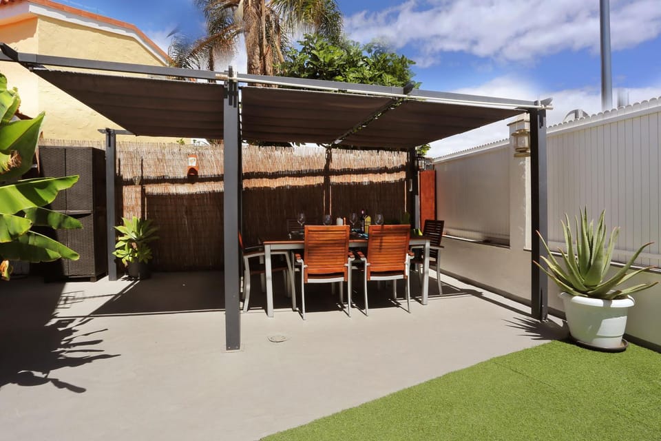 Balcony/Terrace, Dining area