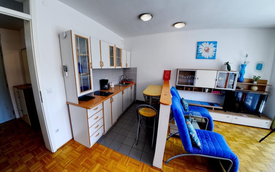 Apartment Lent Apartment in Slovenia