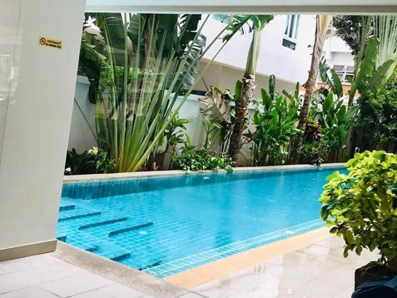 Swimming pool