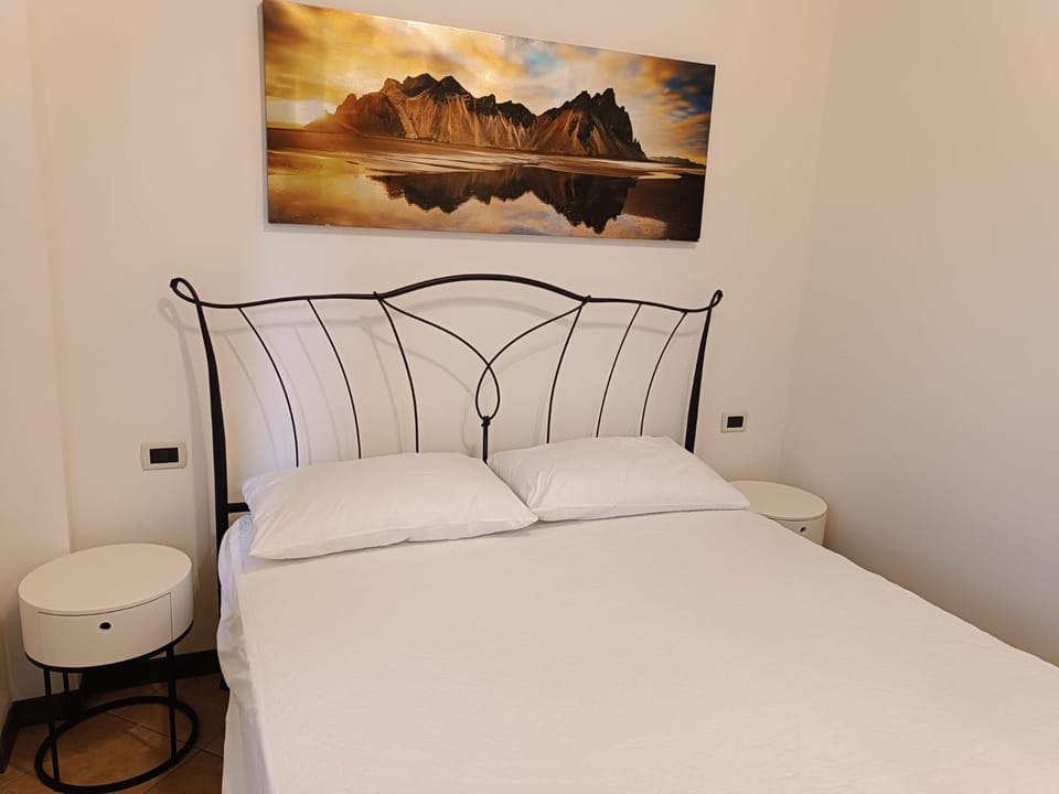 Int 4 - Suite Edoardo by Residence San Luca Apartment in Bologna
