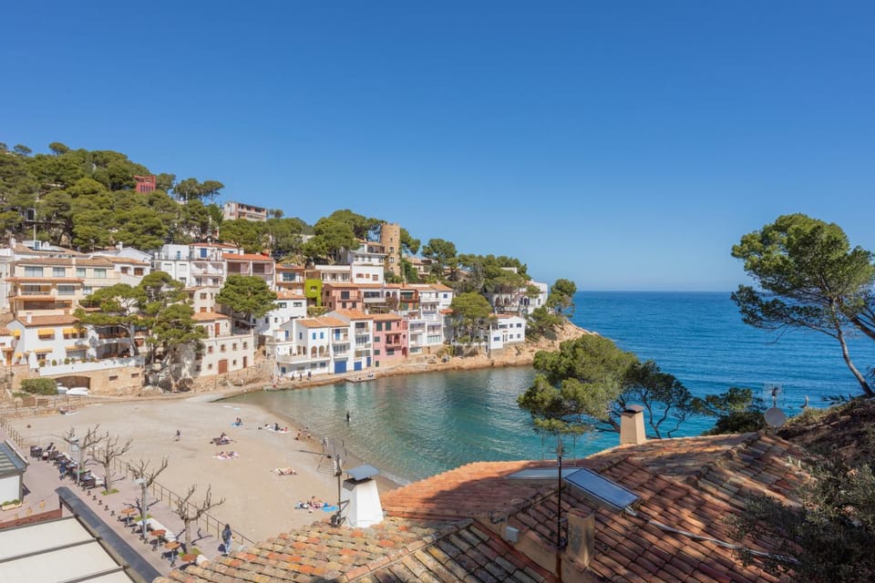 Nearby landmark, Beach, Sea view