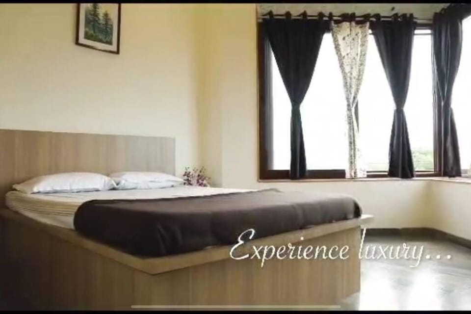 Sadashiv Bungalow - Kudje,3BHK with swimming pool Villa in Maharashtra