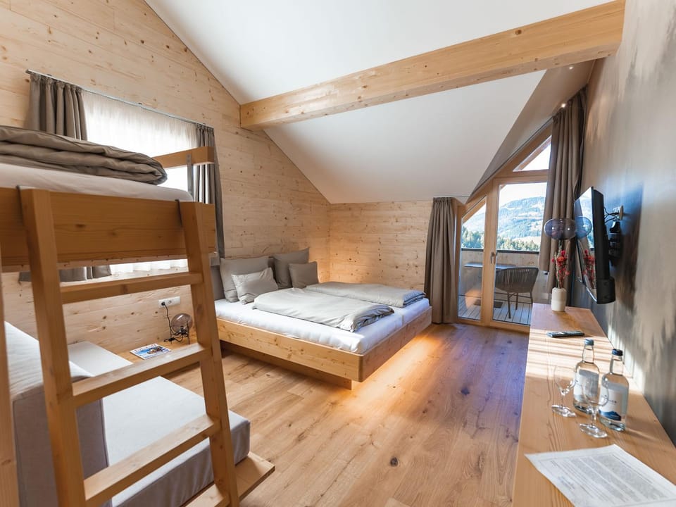 Bed, Photo of the whole room, Bedroom, bunk bed