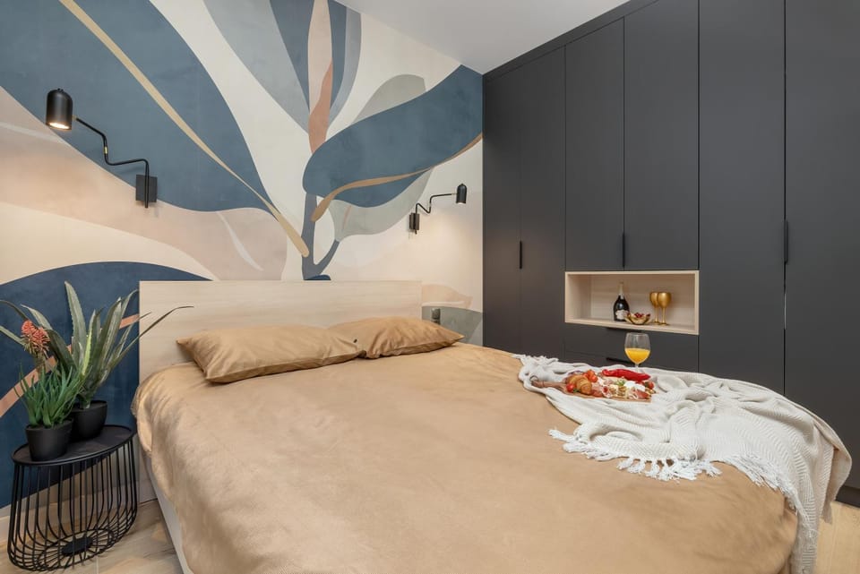 Bed, Bedroom, towels