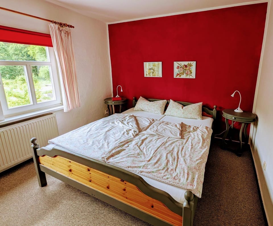 Living room, Bedroom