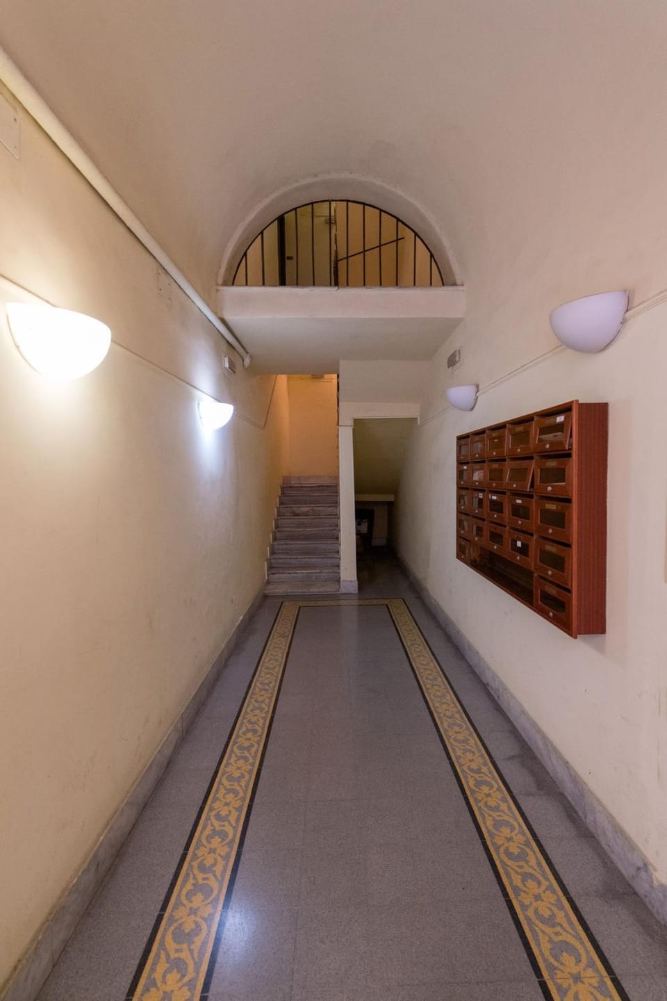 Casa Vacanze BorgoVI House Apartment in Rome