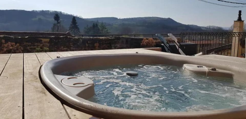 Natural landscape, Hot Tub