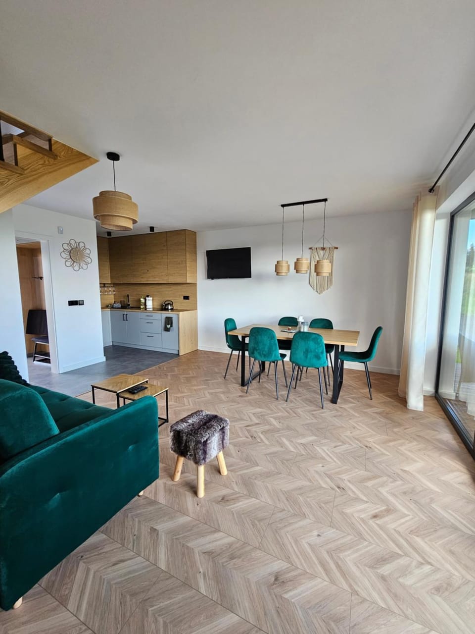 Kitchen or kitchenette, Living room, Dining area