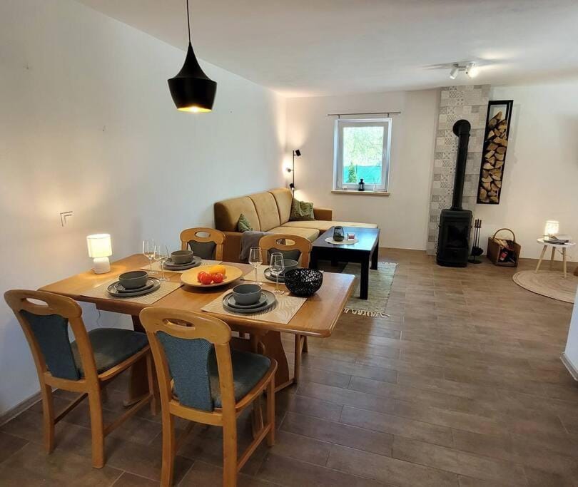 Living room, Seating area, Dining area