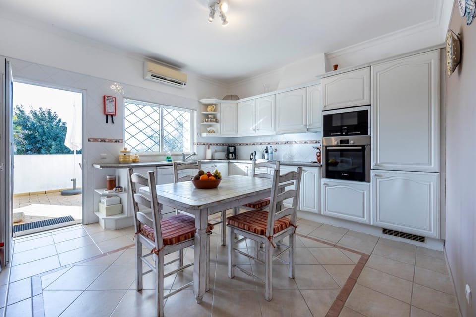 Casa Neel Villa in Albufeira