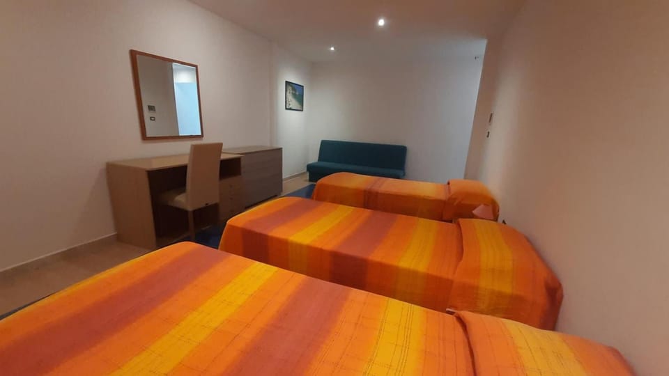 APPARTAMENTO AL MARE CON PISCINA House in Rodi Garganico